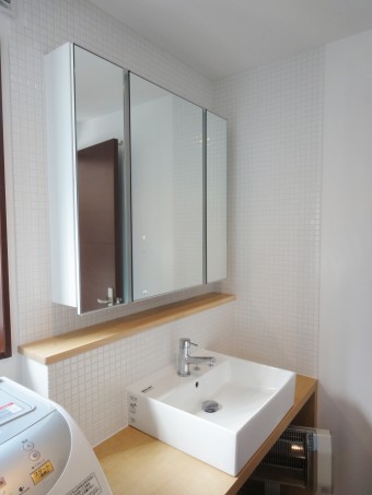 造作でシンプル＆使いやすい洗面に